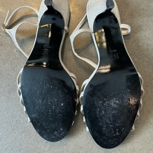 Caparro’s Evening Shoes - Picture 4 of 4